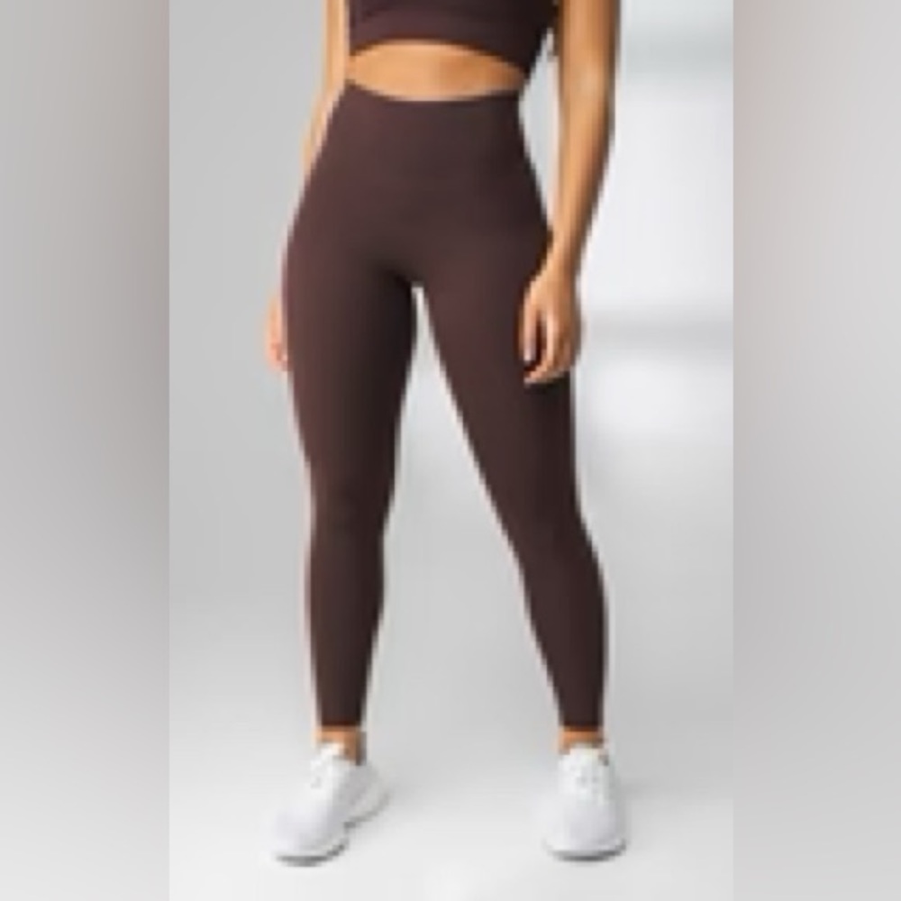 Balance Athletica/Vitality Cloud Leggings in Brown/Wine Obsidian color